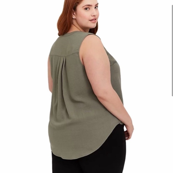 Torrid Harper Olive Green Button Front Tunic Tank - Picture 3 of 8